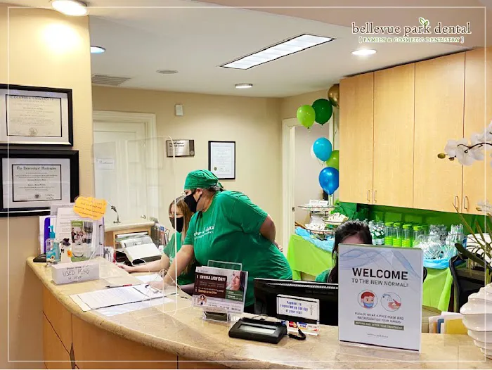 Bellevue Park Dental Family Cosmetic Veneers Implants Invisalign Emergency Picture 4