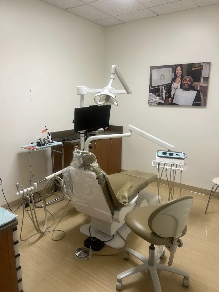 Light Dental Studios of Bellevue Picture 3