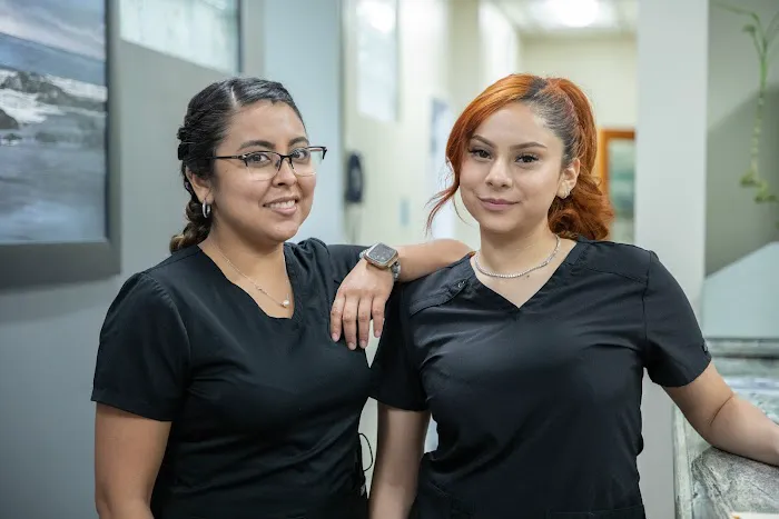 Tarzana Dental Care Picture 6