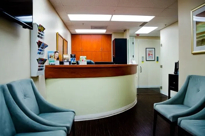 Encino Dental Studio - | Dentist Encino | Emergency & Cosmetic Dentist - Dental Implants Picture 7