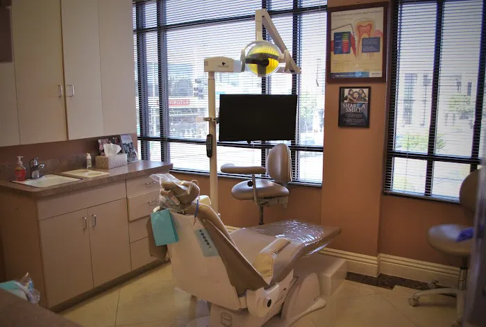 Smile Center Tarzana Dental Picture 6