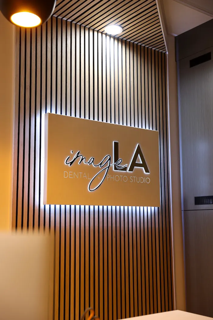 Image LA Dental & Photo Studio Picture 9
