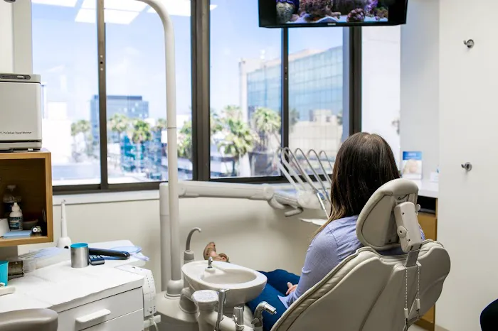 NH Dentistry Beverly Hills Picture 6