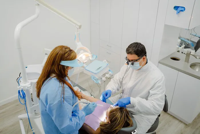 Reza Dental Care Picture 8