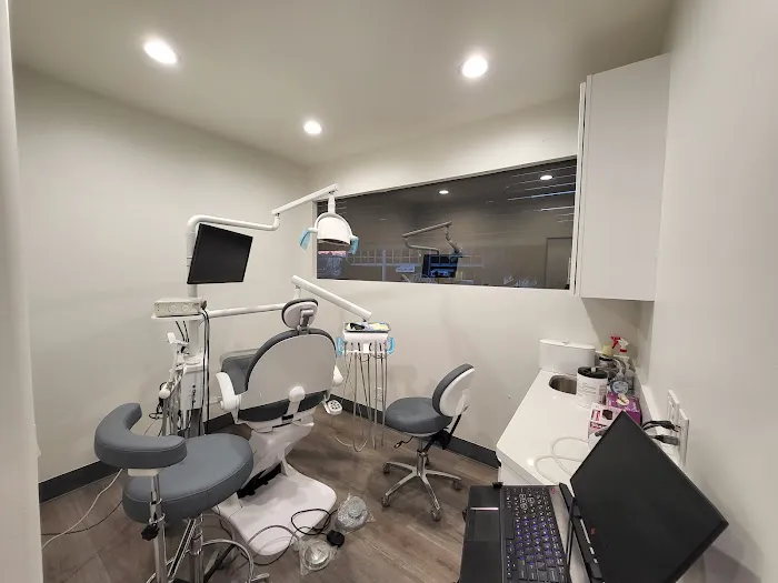 College Street Dental Picture 5