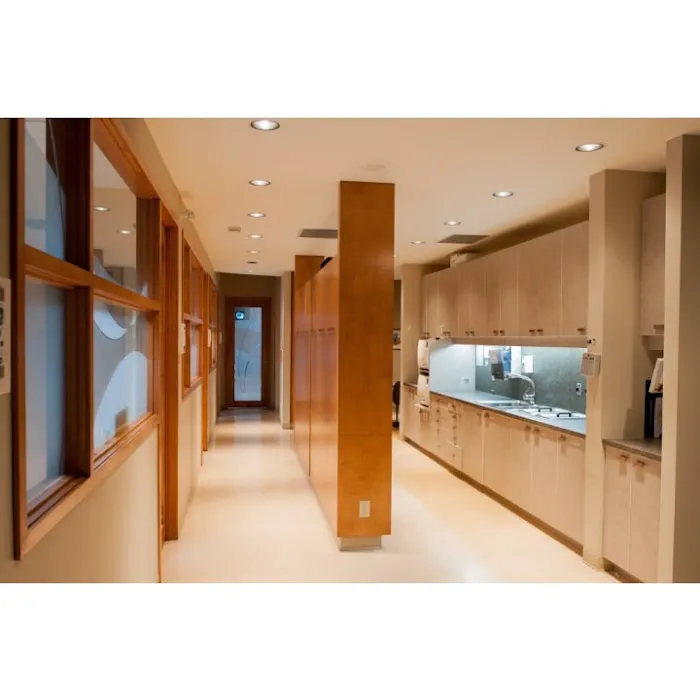 Reflections Dental Health Centre Winnipeg Picture 7