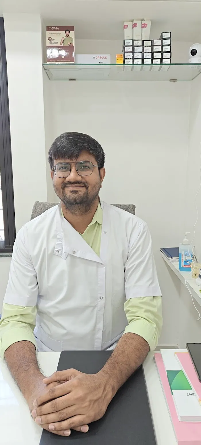 Dazzle Dent- Dentist in Aundh, Root canal specialist, kids dentist, dental implants, Cosmetic dentist Picture 8