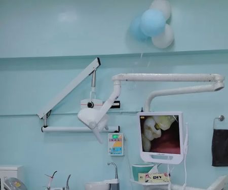Dr.Bade HappyDent Dental Clinic - Best dental clinic in Tathawade for root canal or RCT dental implant Dentist in Tathawade