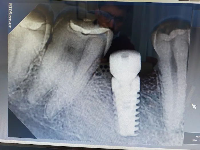 Khelkar’s Dent ‘O’ Spa Dental clinic Picture 2