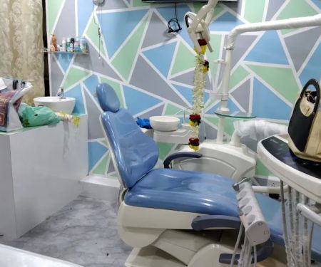 Cure Dent Dental Clinic (Implants /Braces/Invisalign)