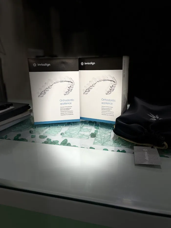 Cure Dent Dental Clinic (Implants /Braces/Invisalign) Picture 7