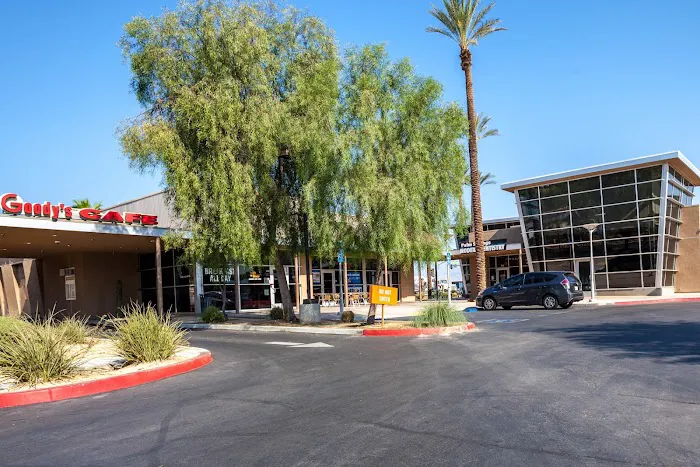 Palm Springs Modern Dentistry Picture 3