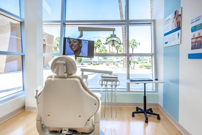 Palm Springs Modern Dentistry Picture 6