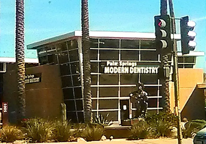 Palm Springs Modern Dentistry Picture 2