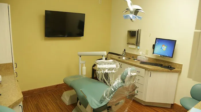 Murphy Family Implant and Cosmetic Dentistry Picture 4