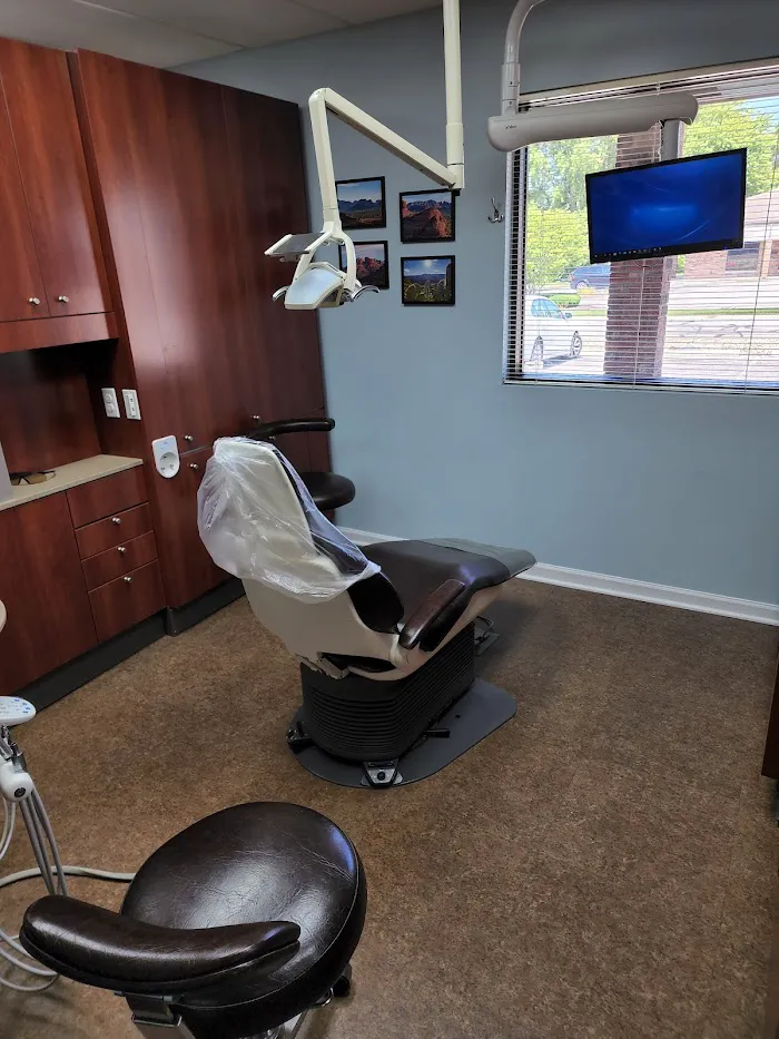 Greenwood Dental Care: Nick Daily DMD; William Johnson DDS Picture 2