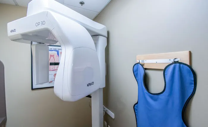 Pineview Aesthetic & Family Dentistry Picture 1
