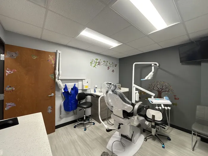 Kids & Adult Dentistry Picture 1