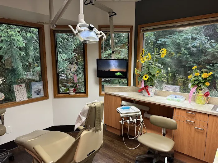 Dr. Hung Family and Cosmetic Dentistry Picture 2