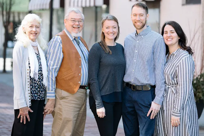 R Family Dental of Oak Park Picture 10