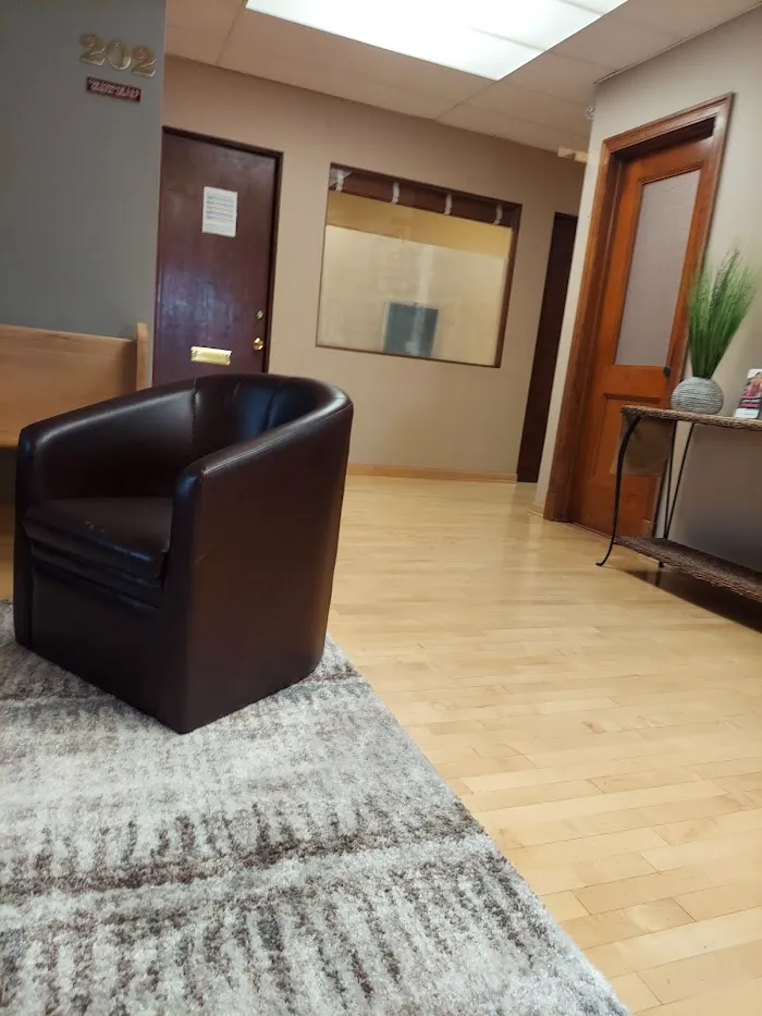 R Family Dental of Oak Park Picture 7