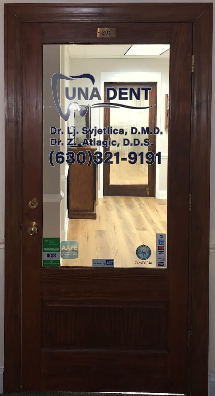 Una Dent Picture 3