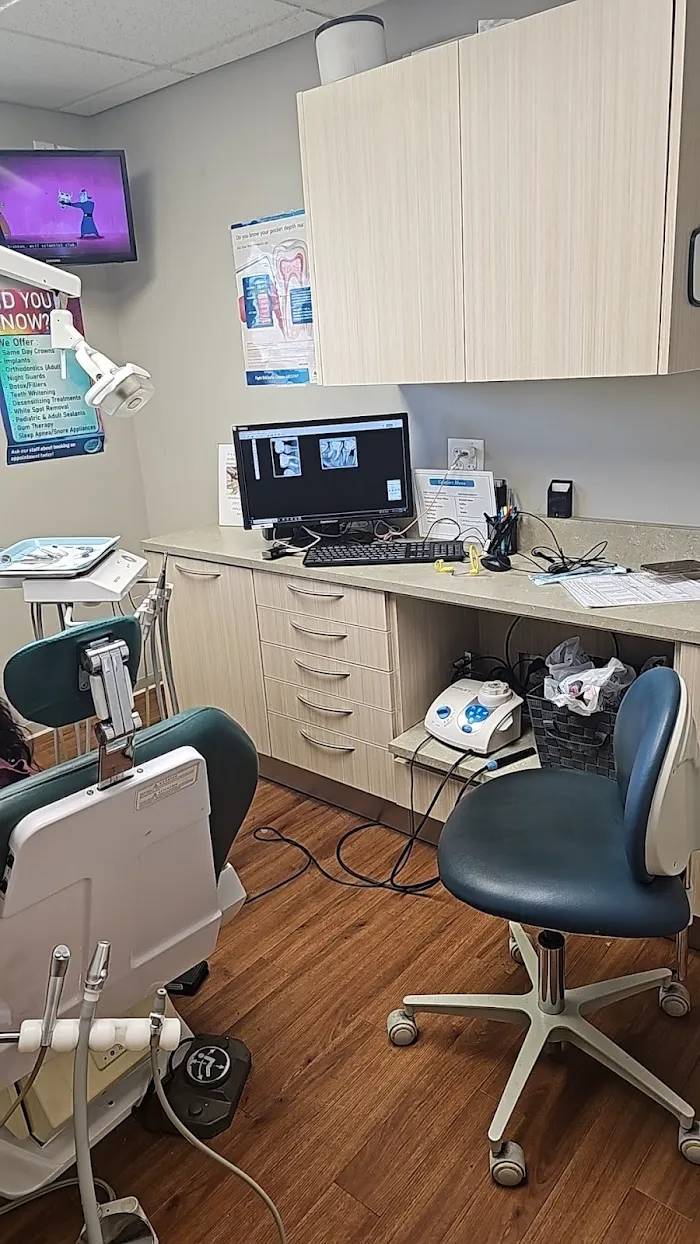 Aesthetic Family Dentistry Picture 8