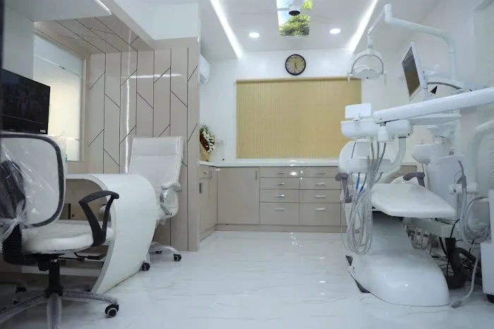 I DENT DENTAL CLINIC Picture 7