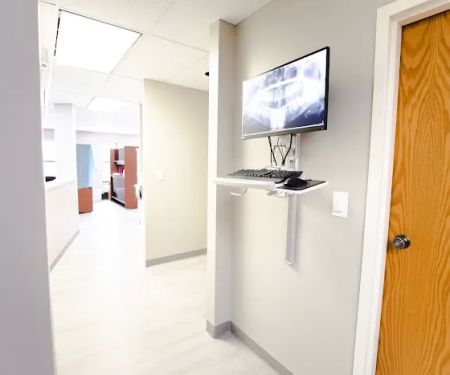 Town and Country Cosmetic Dentistry & Implant Center