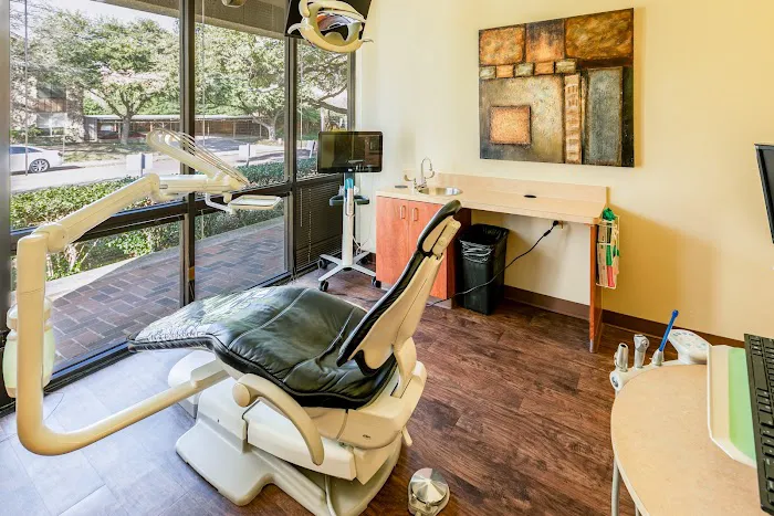 Park Central Dental Picture 2