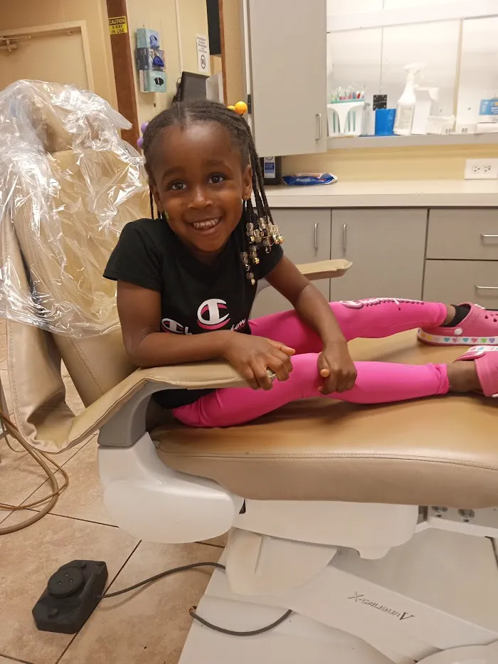 Smiley Dental & Orthodontics Picture 9