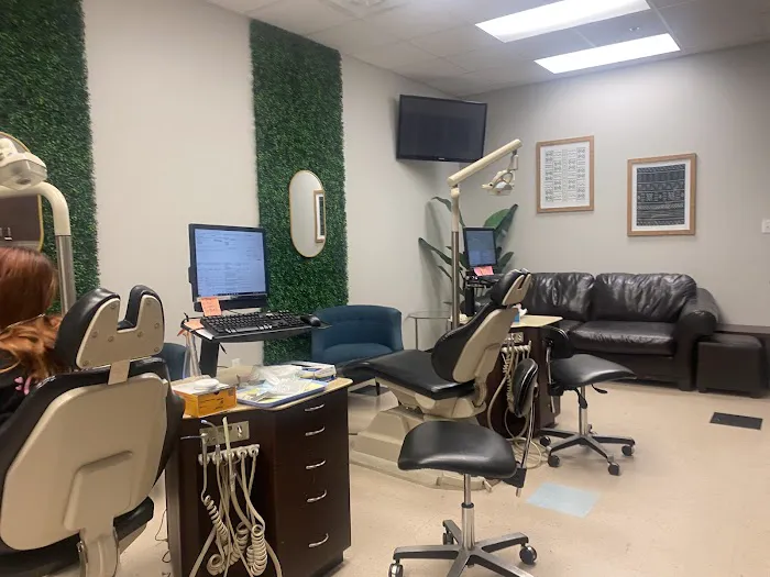Ideal Dental Garland Picture 3