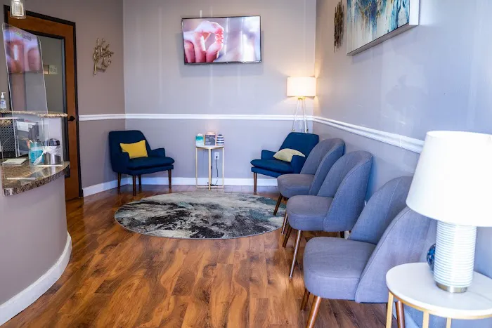 Ideal Dental Carrollton Picture 2
