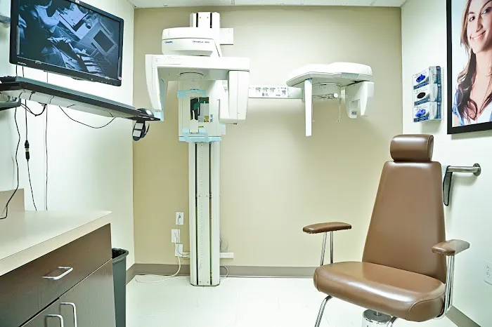 Brident Dental & Orthodontics Picture 4