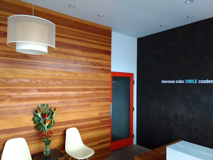 Sherman Oaks Smile Center Picture 3
