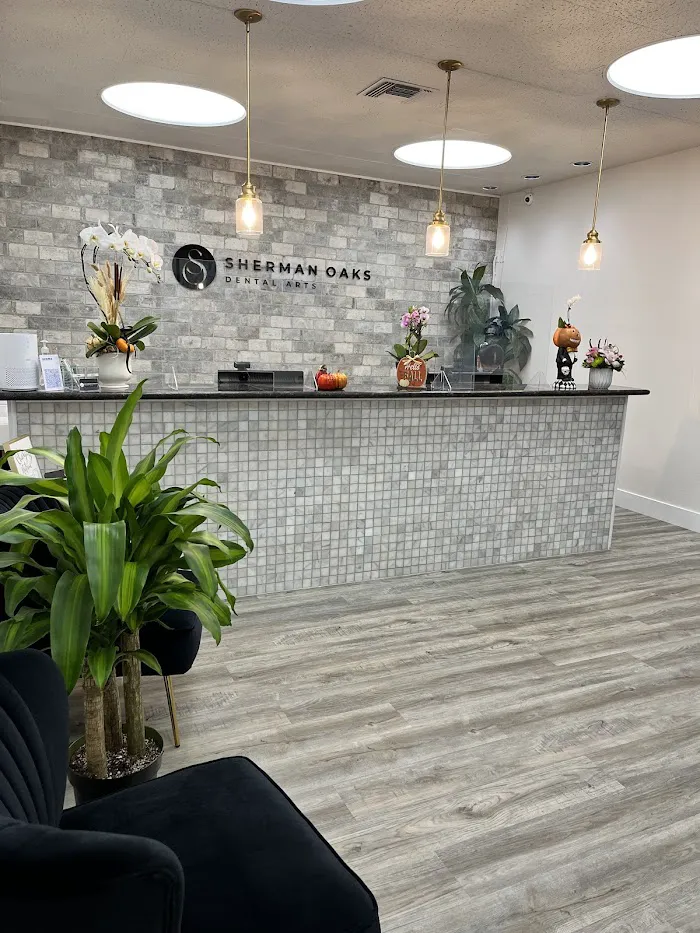 Sherman Oaks Dental Arts Picture 9
