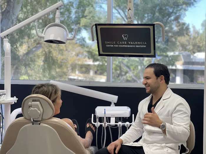 Smile Care Valencia - Robert P. Hedvat, DDS Picture 3
