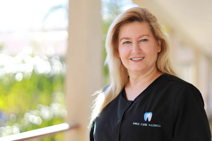 Smile Care Valencia - Robert P. Hedvat, DDS Picture 7