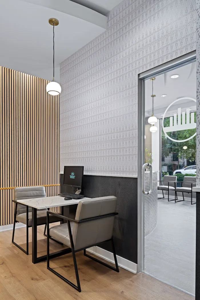 The Chicago Dental Studio, River North Picture 9
