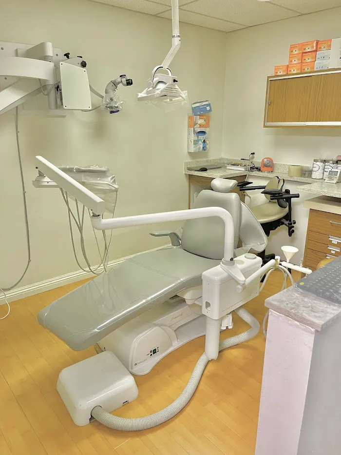 Dr. Lim's Lyons Teeth and Braces Picture 4