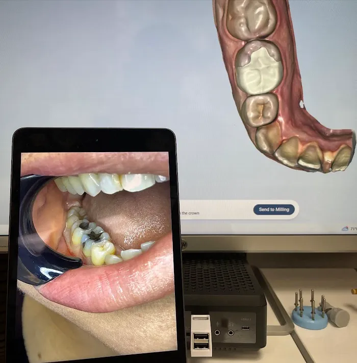 Diamond Dental Spa Dentist in Woodland Hills Picture 2