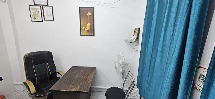 Wellness Dental clinic best dentist | Dr sangeetha| aligners , implant ,vaneers,root canal |RCT| best dental clinic wakad Picture 4