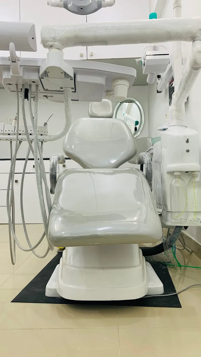 ELE-DENT Smiles Dental Clinic Picture 7