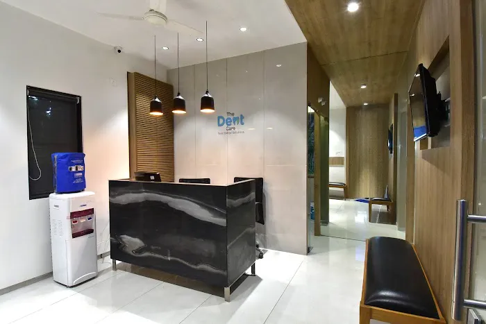 The Dent Care - Erandwane Picture 1