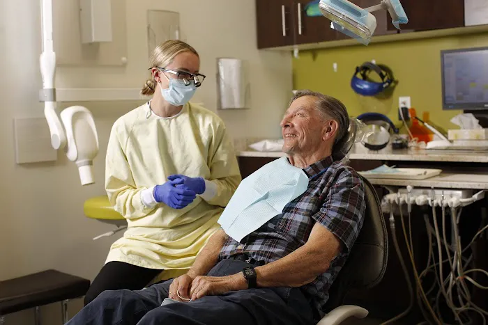 Kildonan Crossing Dental Centre Picture 4