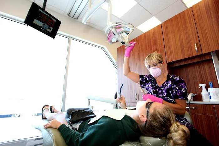 Bronstein Family Dental Picture 8