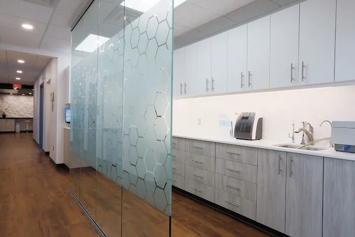 Seven Oaks Dental Centre Picture 3