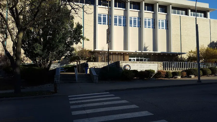 UMKC School of Dentistry Picture 6