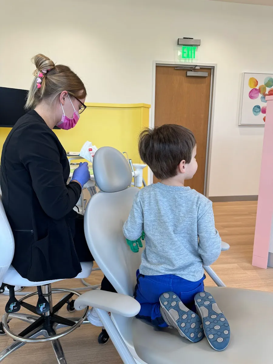 Honey Bee Pediatric Dental CO Picture 10