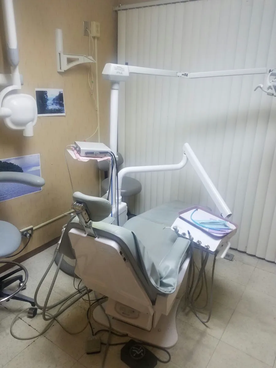 Amazing Touch Dental Picture 3